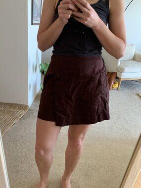 Chocolate brown Uniqlo skort